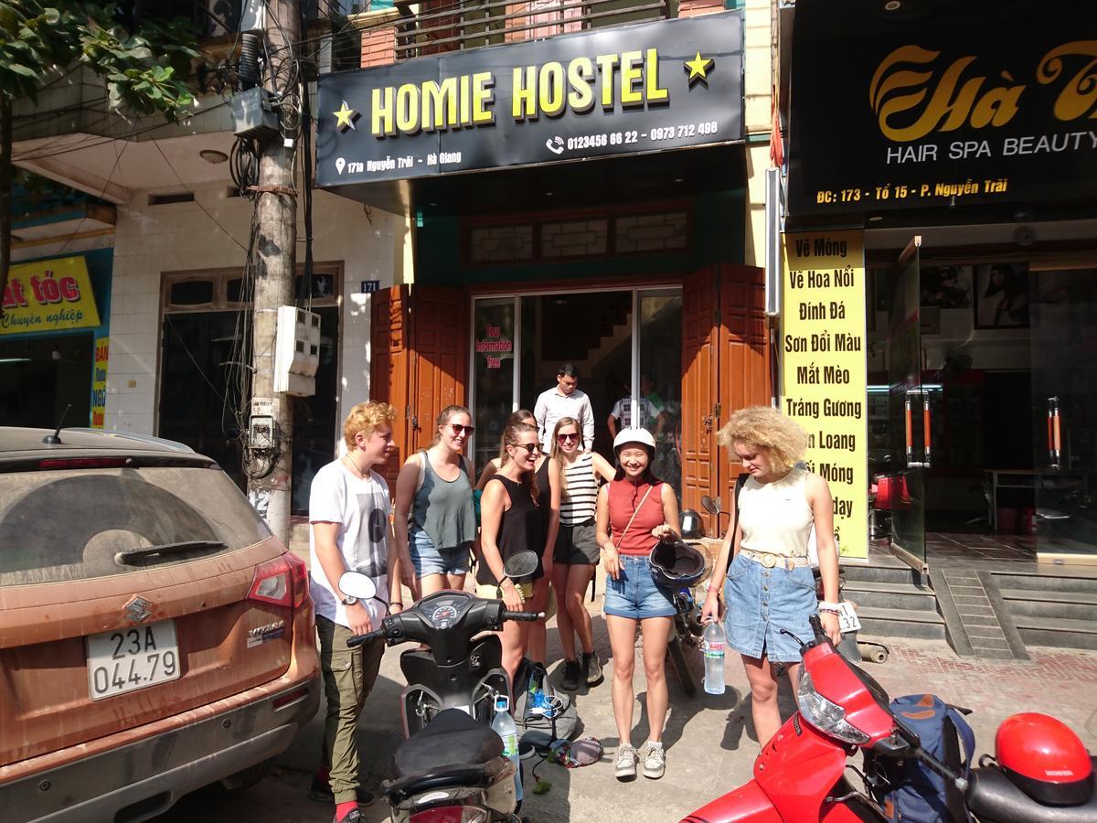 Homie Hostel & Tour Ha Giang Εξωτερικό φωτογραφία