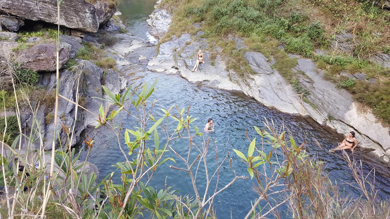 Homie Hostel & Tour Ha Giang Εξωτερικό φωτογραφία