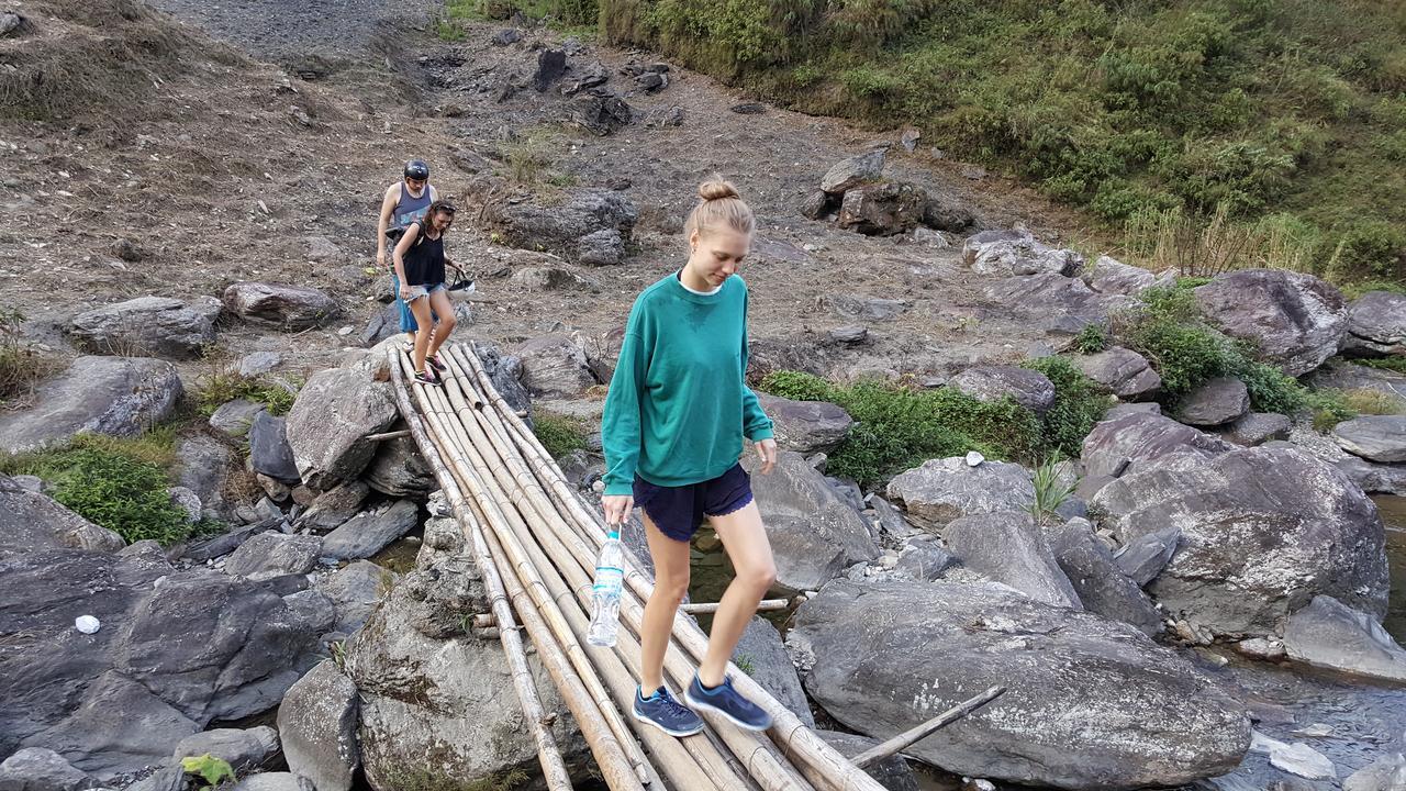 Homie Hostel & Tour Ha Giang Εξωτερικό φωτογραφία